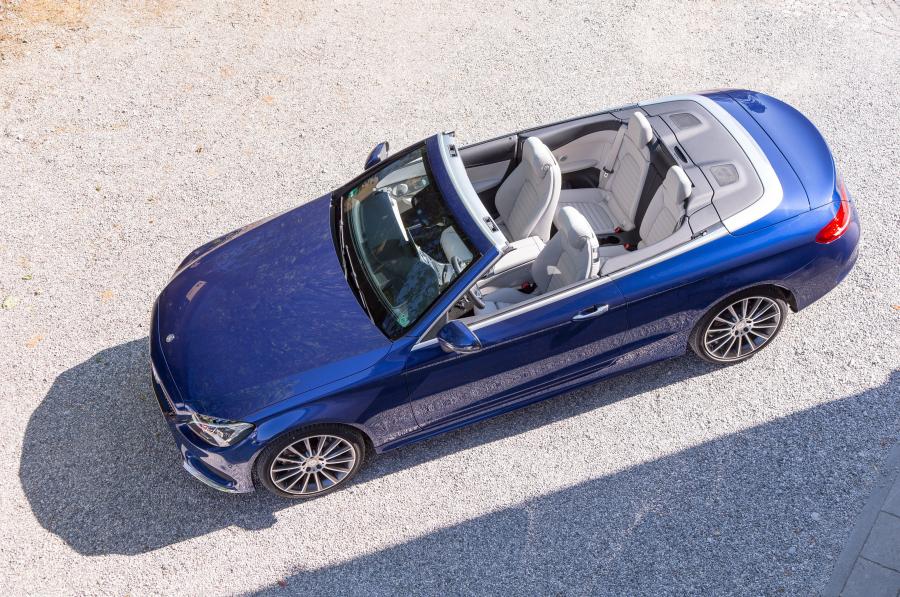  Mercedes-Benz C400 4Matic Cabriolet AMG Line 2016 года  (фото 29 из 30)